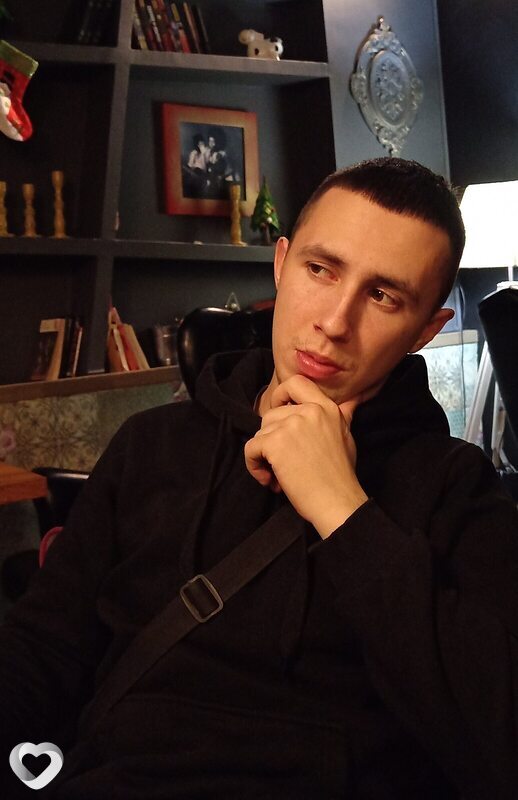 Антон, 25, Москве — анкета №2855303