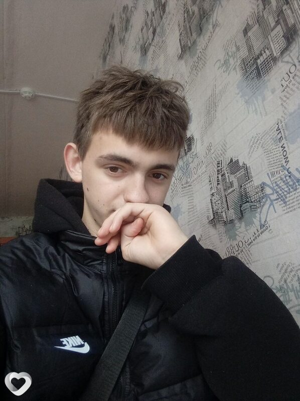Саня, 19, Бобруйске — анкета №2855252