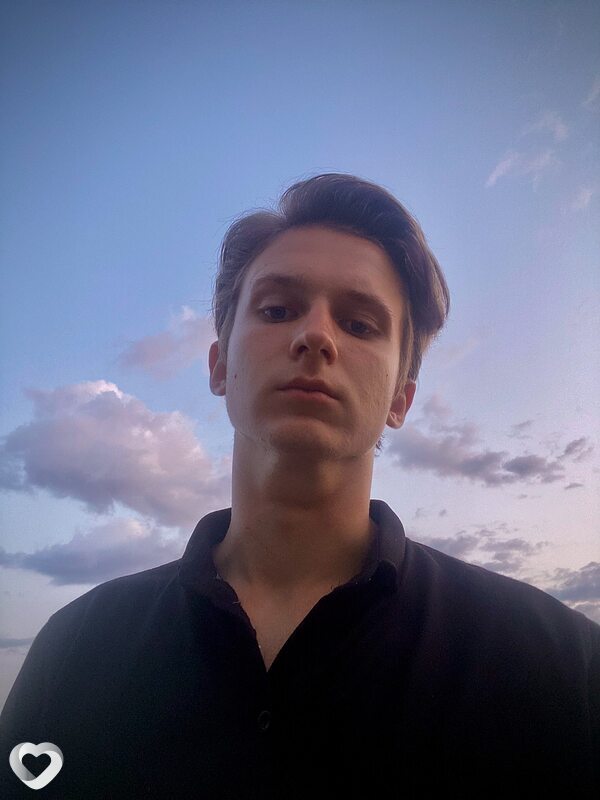 Илья, 20, Твери — анкета №2855605
