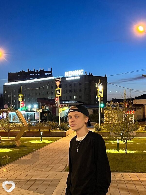Максим, 24, Красноярске — анкета №2856243