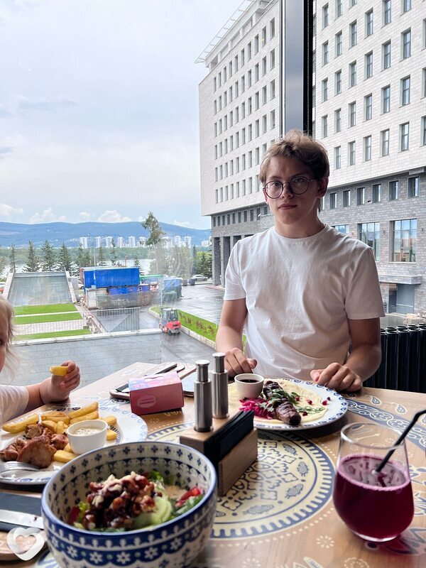 Максим, 19, Красноярске — анкета №2855693