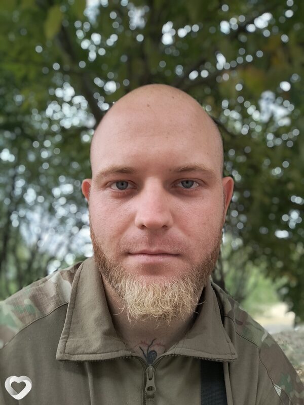 Илья, 24, Донецке — анкета №2856042