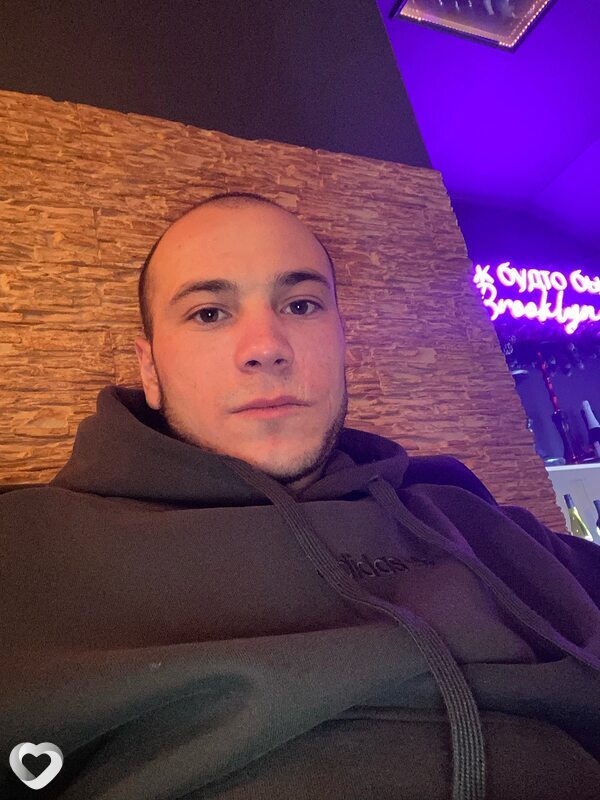 Владимир, 28, Канске — анкета №2856417