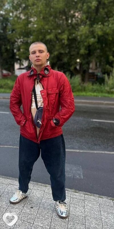 Виталик, 23, Москве — анкета №2856566
