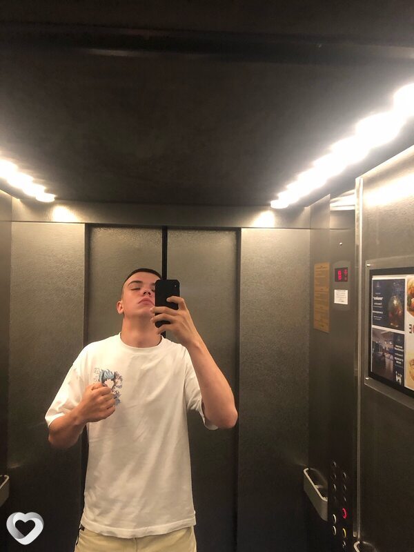 Семён, 19, Екатеринбурге — анкета №2857648