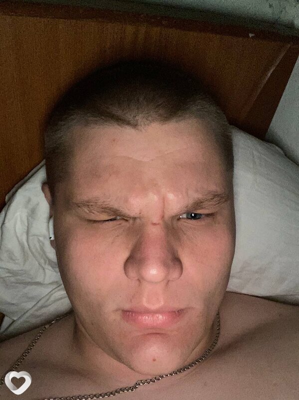 Евгений, 20, Луганске — анкета №2857850