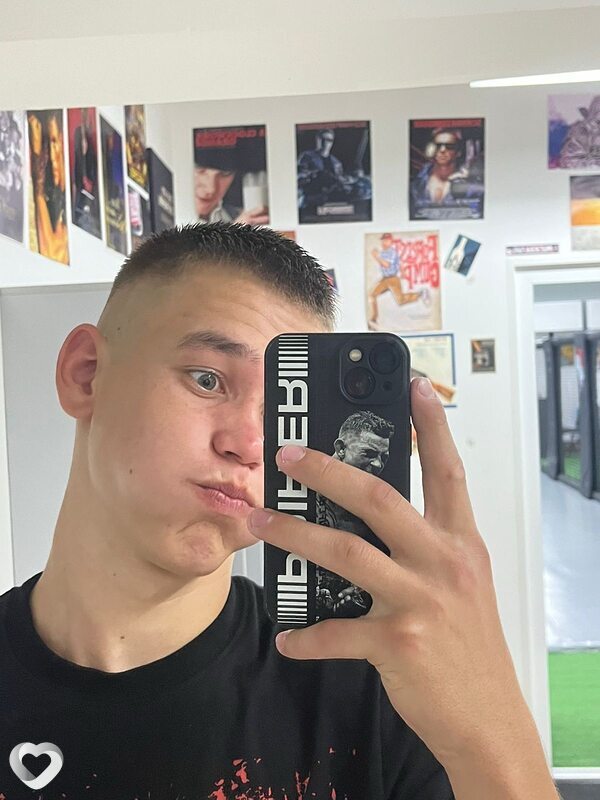 Дмитрий, 23, Краснодаре — анкета №2858072