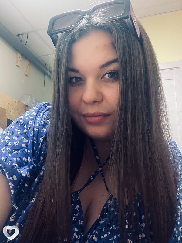 Карина, 22, Энгельсе — анкета №2858233