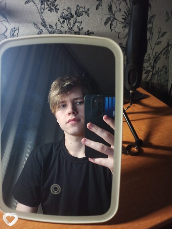 Анатолий, 20, Ярославле — анкета №2858666