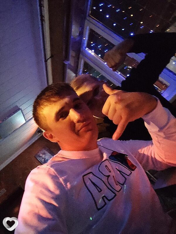 Виталик, 27, Кирове — анкета №2858983