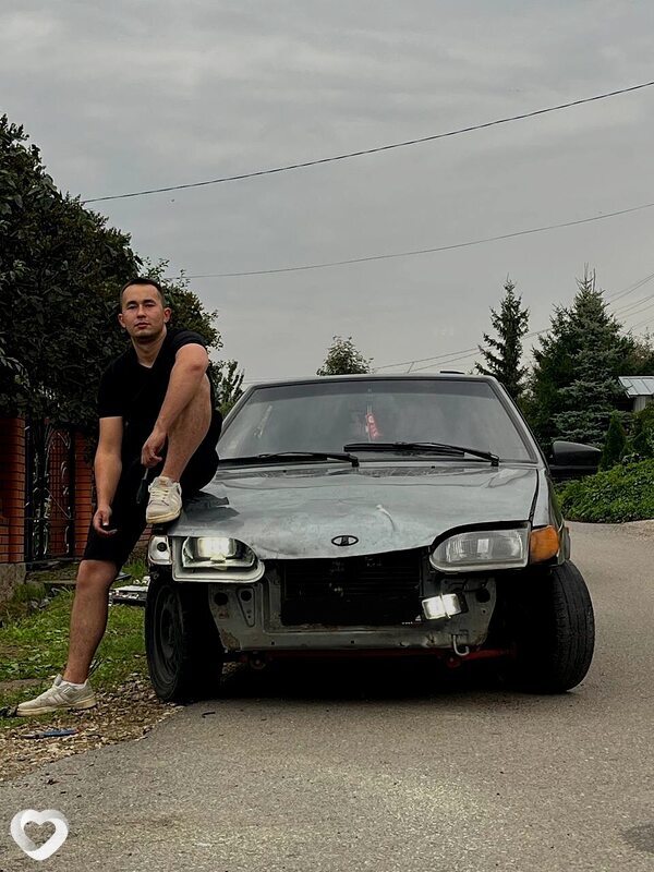 Дамир, 21, Москве — анкета №2859142
