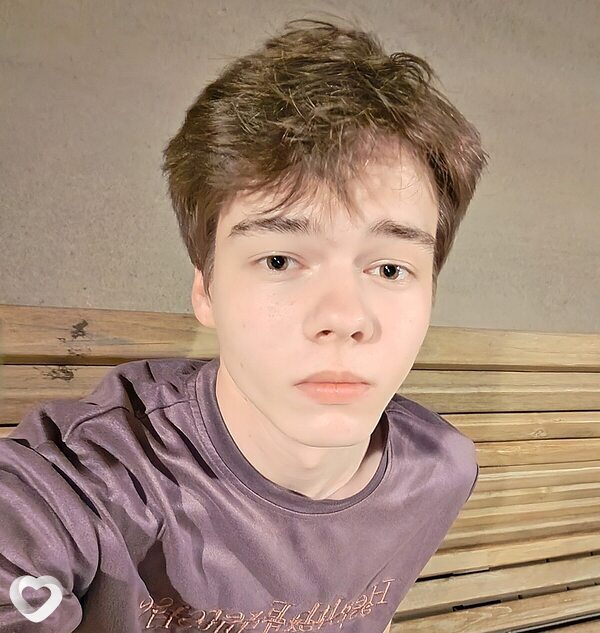 Данил, 19, Тюмени — анкета №2859458