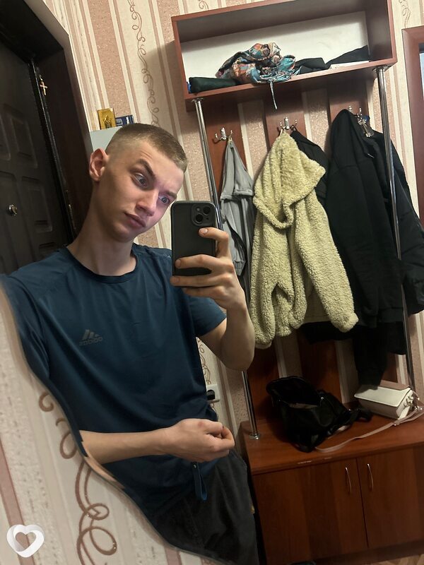 Кирилл, 21, Челябинске — анкета №2859850