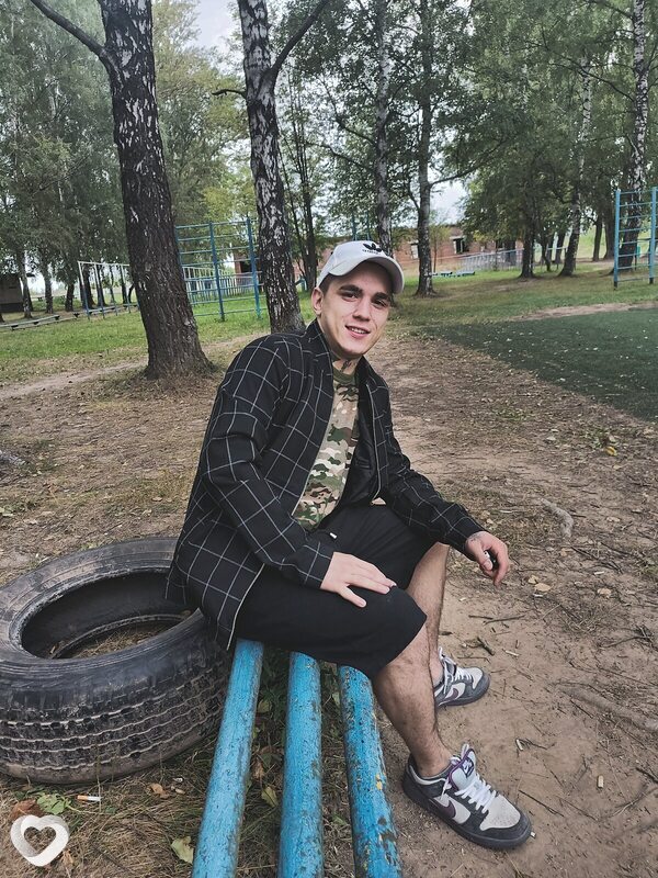 Виктор, 27, Москве — анкета №2860445