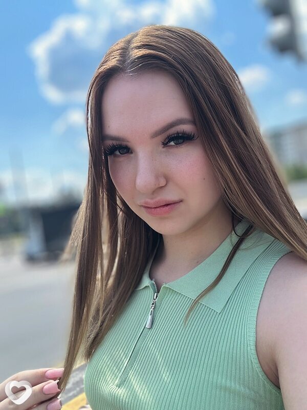 Ангелина, 20, Екатеринбурге — анкета №2860530