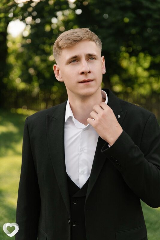 Назар, 22, Москве — анкета №2861044