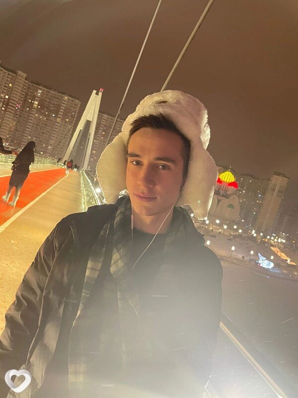 Том, Москва