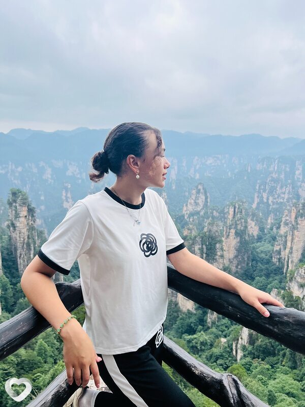 Emi, 21, Кишинёв — анкета №2861666