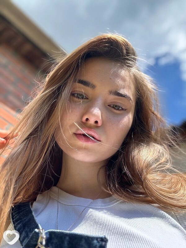 Алина, 21, Ростове-на-Дону — анкета №2862033