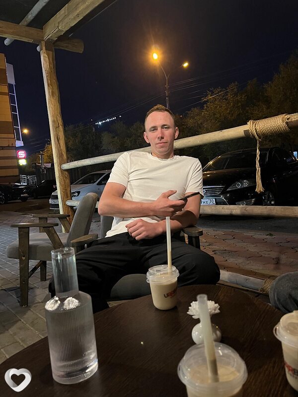 Александр, 30, Астрахани — анкета №2862327
