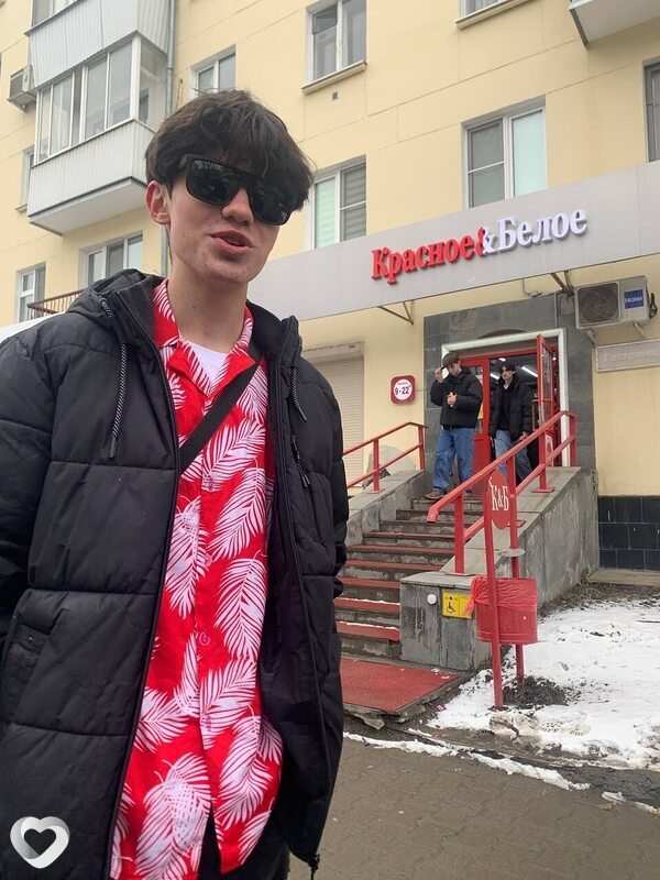 Арсений, 19, Екатеринбурге — анкета №2862375