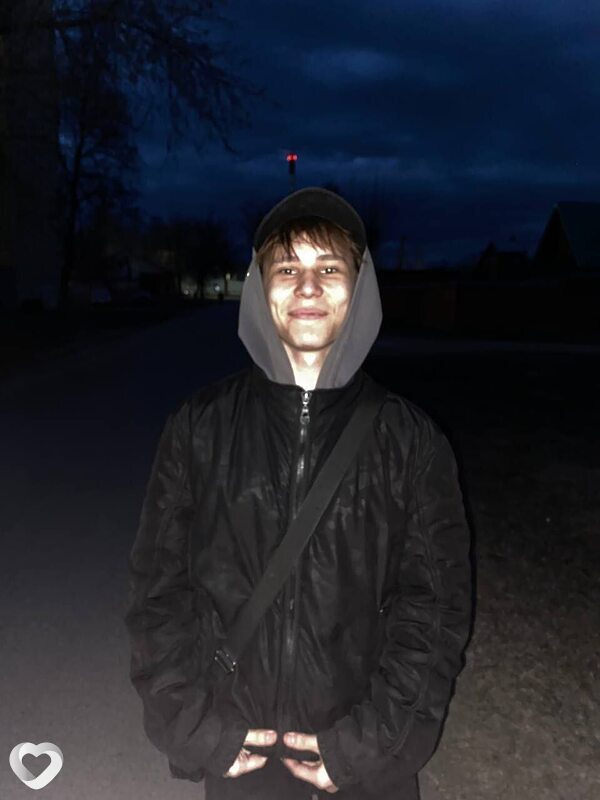 Данил, 19, Ишимбае — анкета №2862404