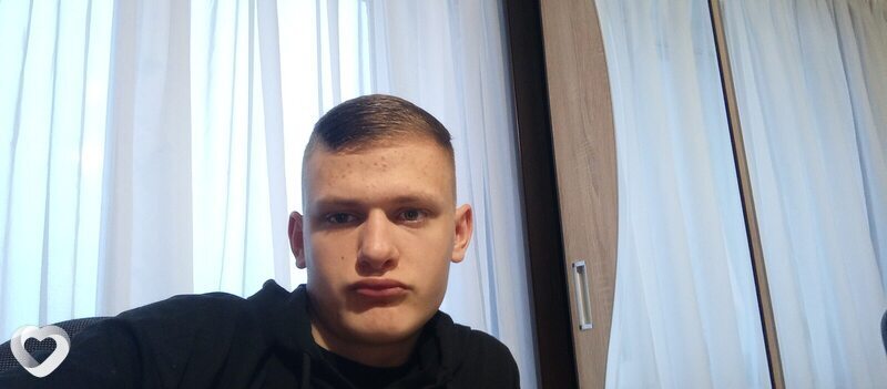 Илья, 19, Столине — анкета №2863194