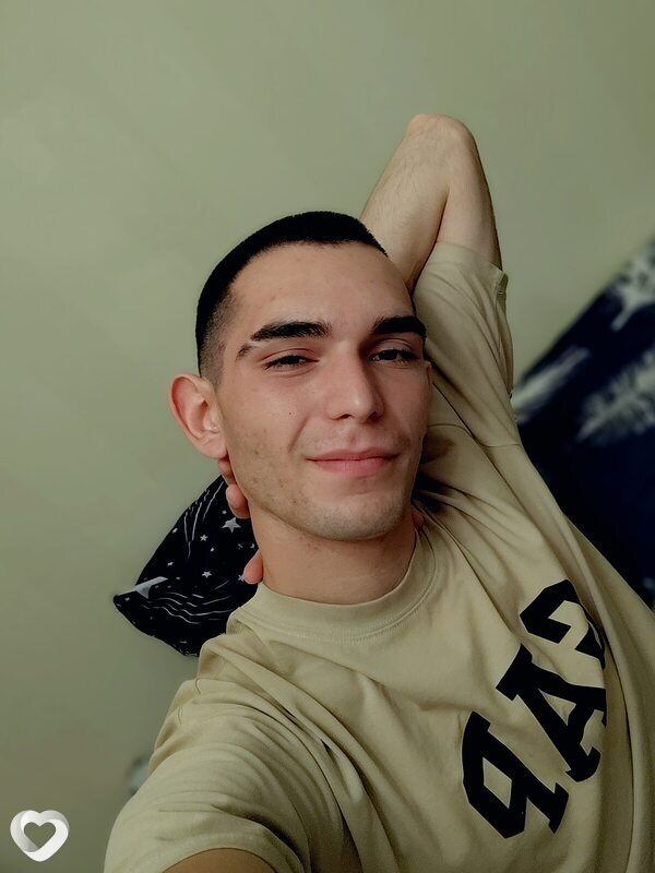 Артур, 20, Волгограде — анкета №2863441