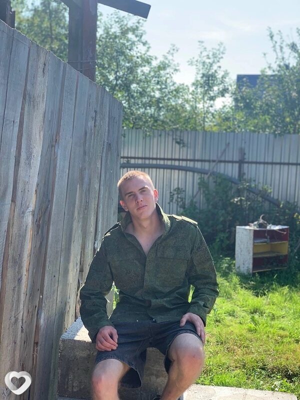 Дмитрий, 22, Твери — анкета №2864023