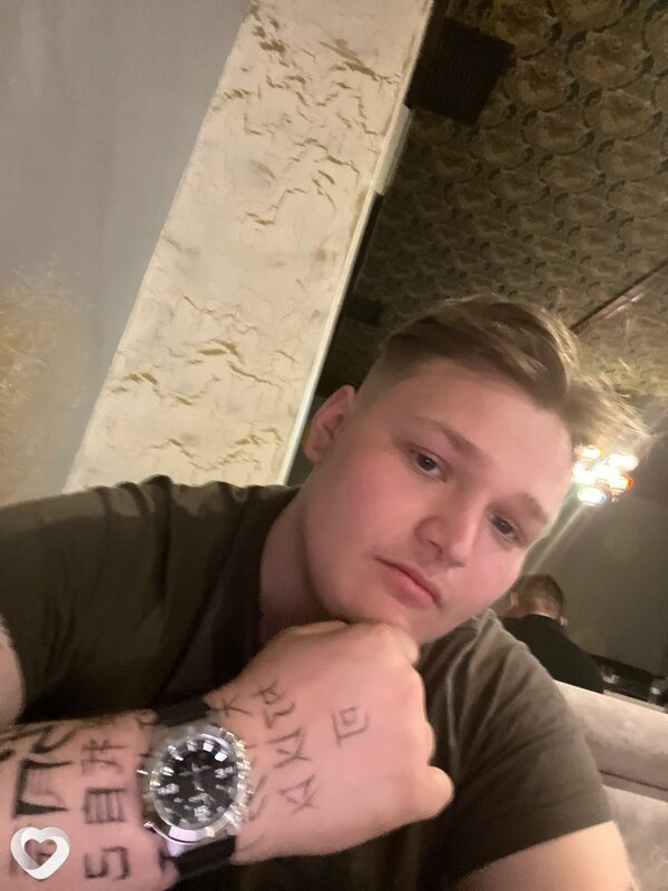 Владимир, 24, Сургуте — анкета №2864440
