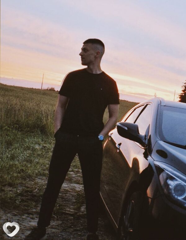 Глеб, 23, Речице — анкета №2864638