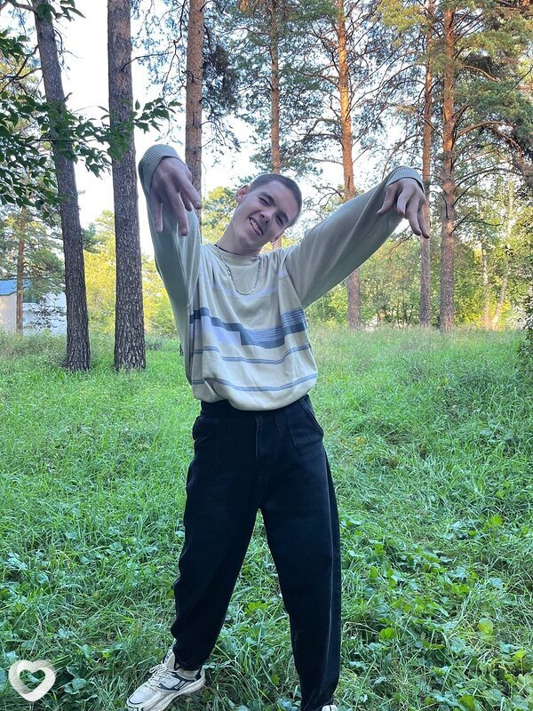 Данил, 18, Ангарске — анкета №2864558