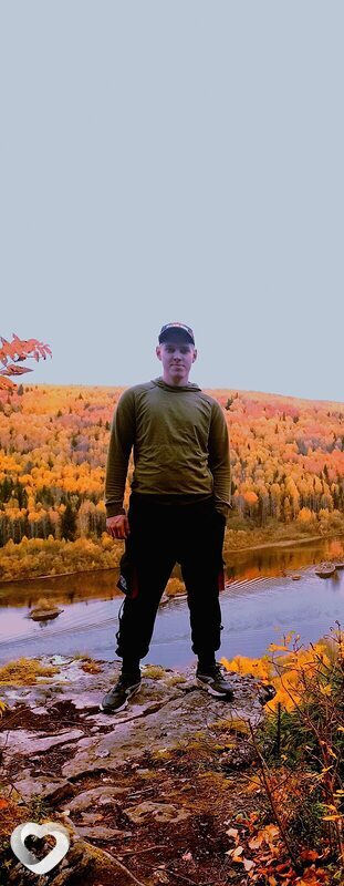 Илья, 23, Соликамске — анкета №2864784