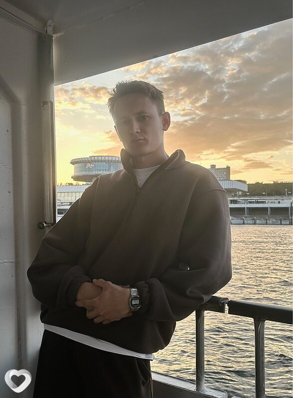 Илья, 23, Москве — анкета №2865189