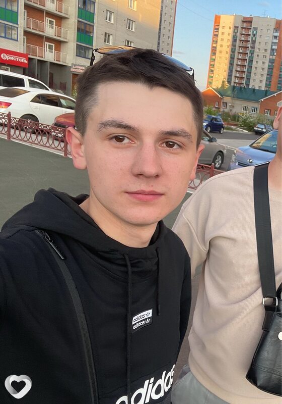 Денис, 23, Омске — анкета №2865339