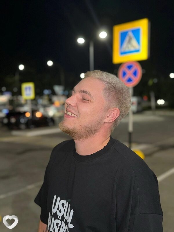 Миша, 26, Новороссийске — анкета №2866047