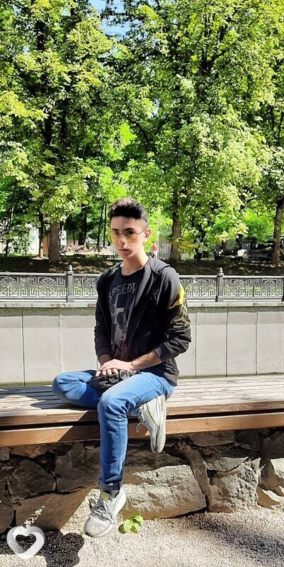 Никита, 21, Симферополе — анкета №2865527