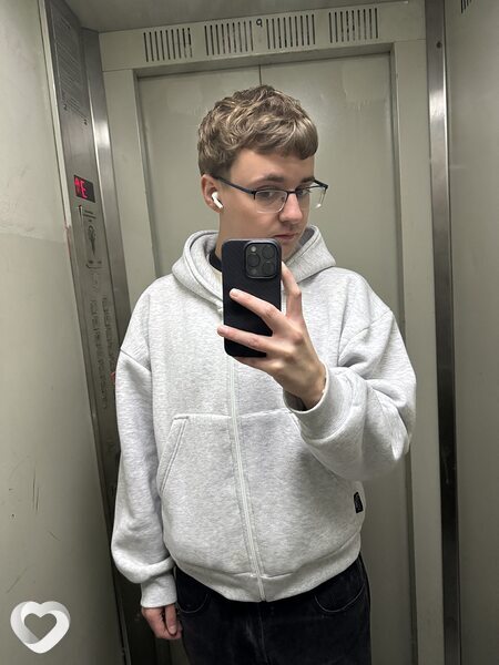 Вова, 23, Москве — анкета №2865536