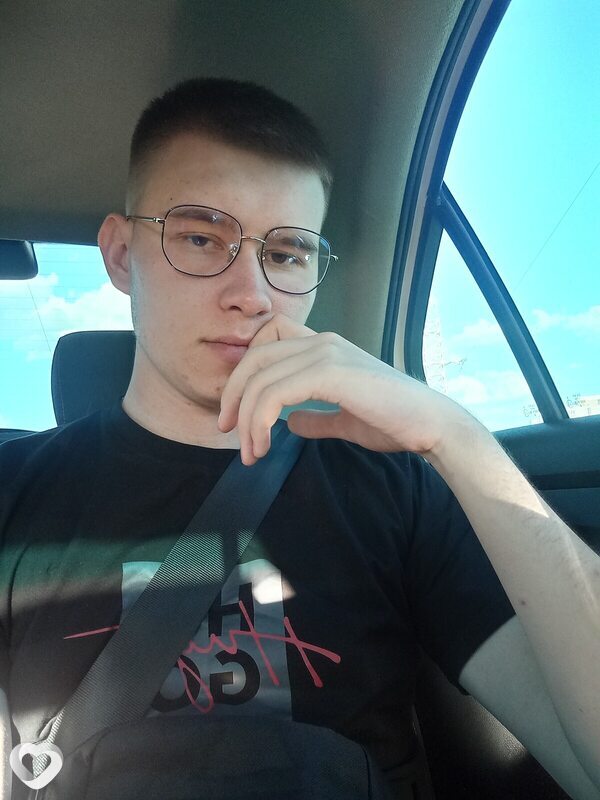Даниил, 21, Гомеле — анкета №2865686