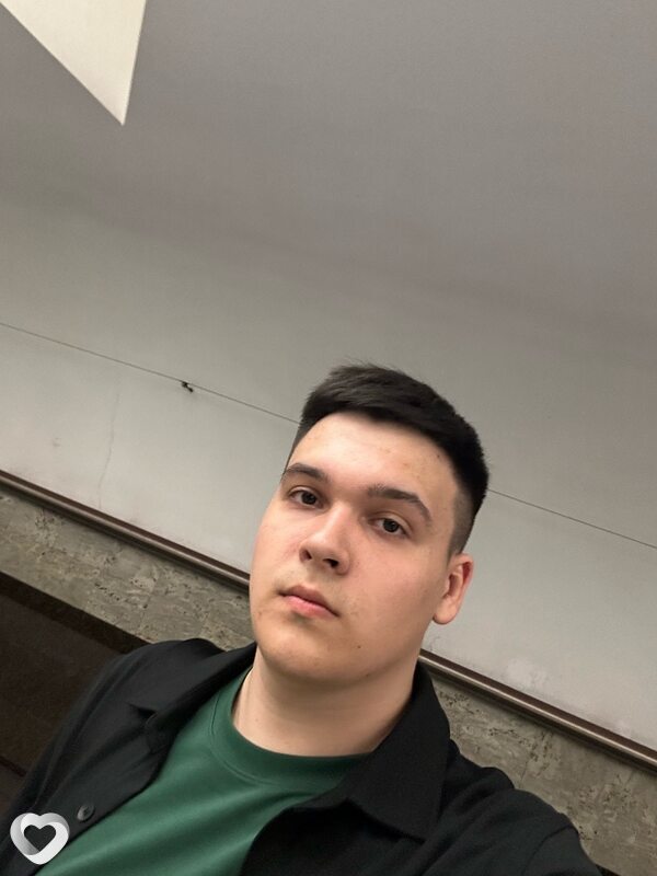Вадим, 19, Москве — анкета №2866793