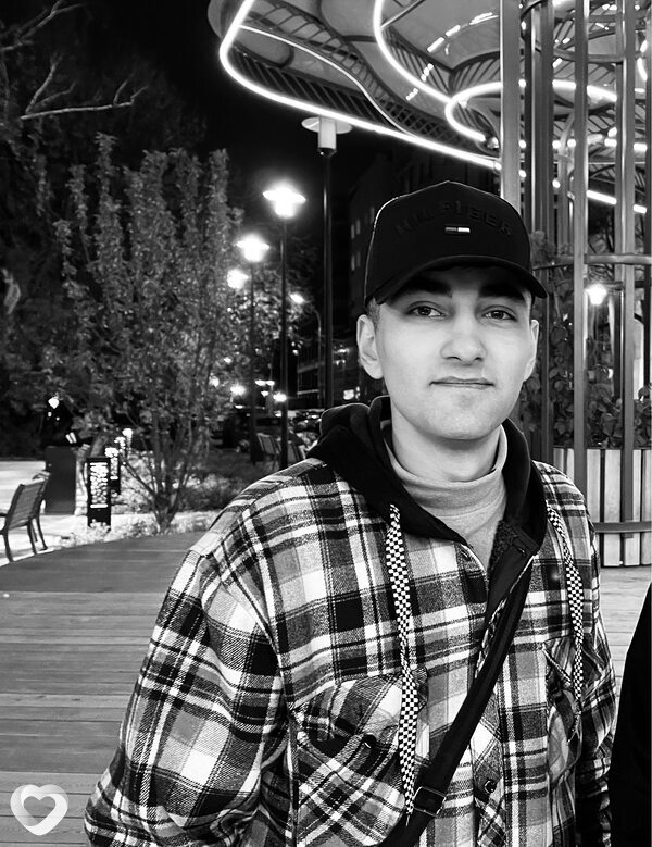 Armen, 22, Батайске — анкета №2866359