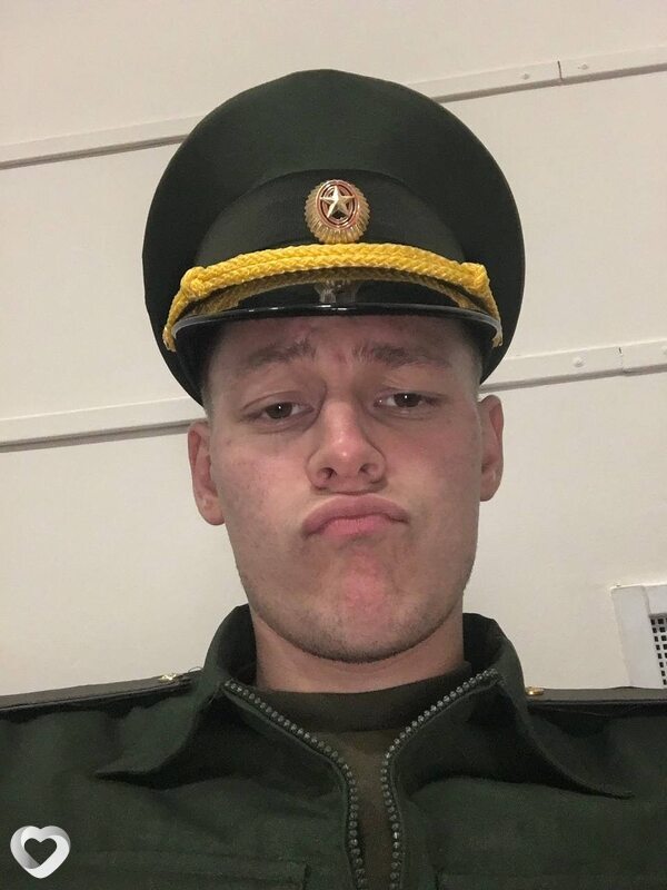 Ваня, 21, Соликамске — анкета №2866452