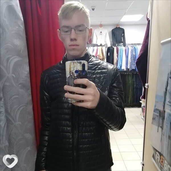 Влад, 22, Москве — анкета №2866460