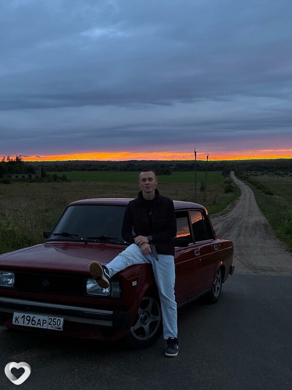 Максим, 19, Санкт-Петербурге — анкета №2867120