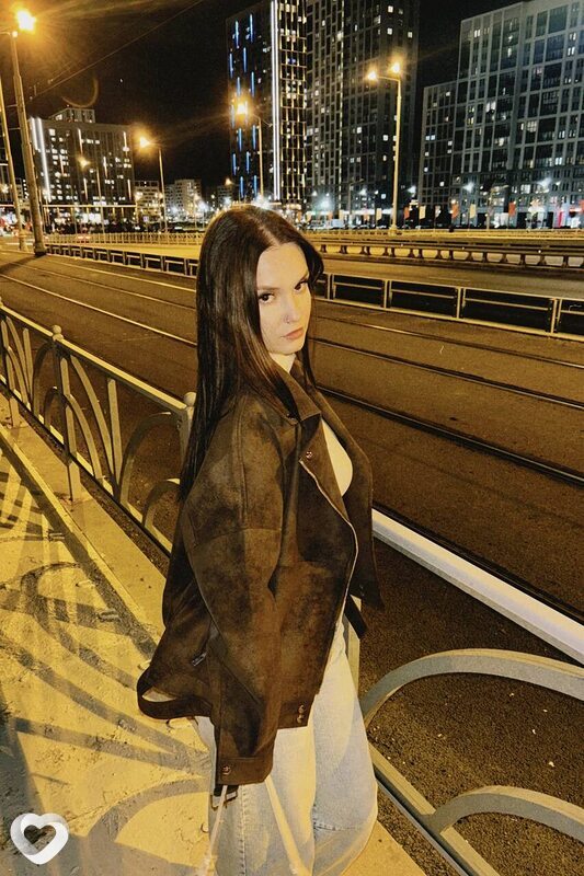 Алина, 19, Екатеринбурге — анкета №2867185