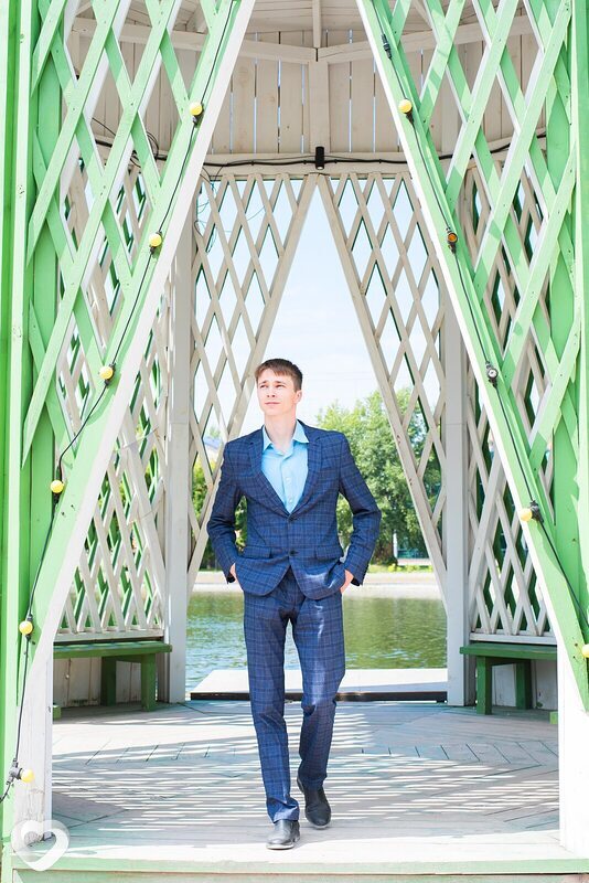 Владимир, 21, Омске — анкета №2868109
