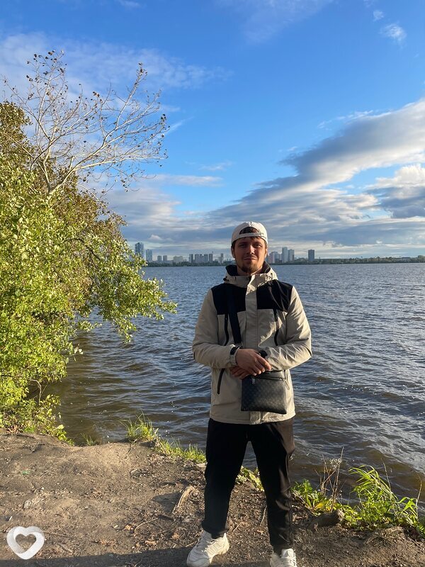 Анатолий, 24, Кингисеппе — анкета №2867665