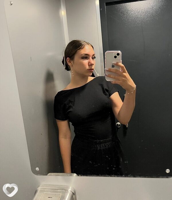 Юля, 19, Москве — анкета №2867773
