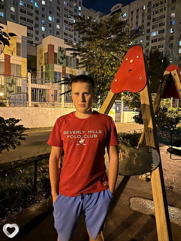 Денис, 19, Ростове-на-Дону — анкета №2868063