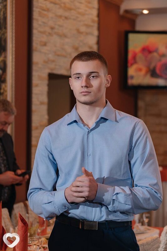 Дима, 19, Мытищах — анкета №2868221